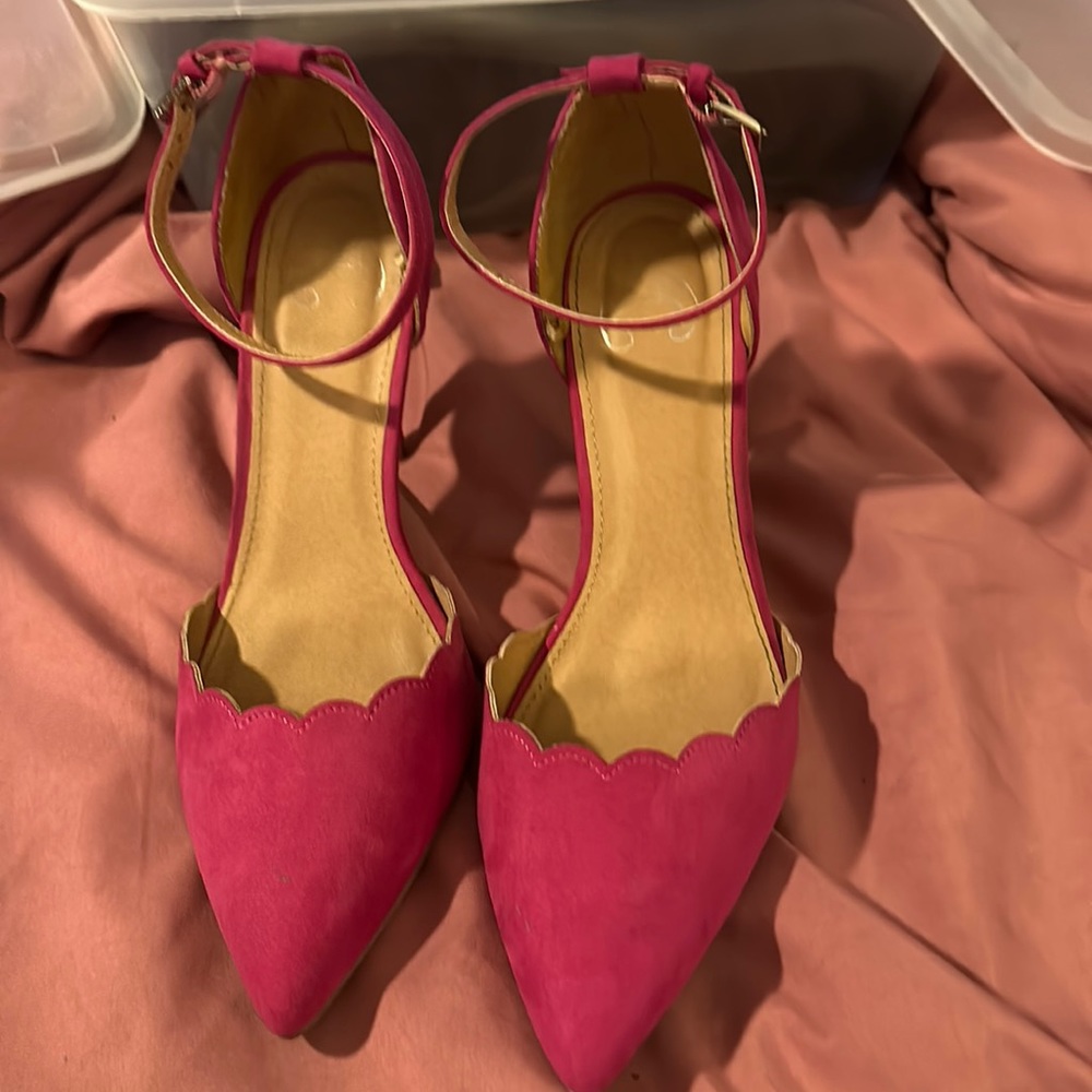 Pink heels